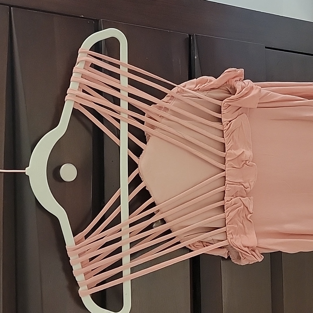 Dress - Picture 3 of 4